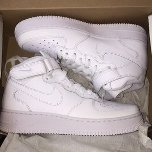 Nike Air Force 1